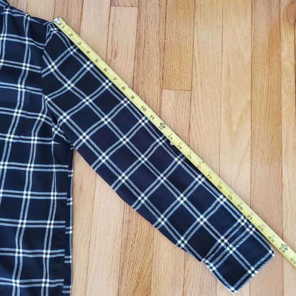 Tommy Hilfiger women's black plaid flannel button down size large - Picture 10 of 10